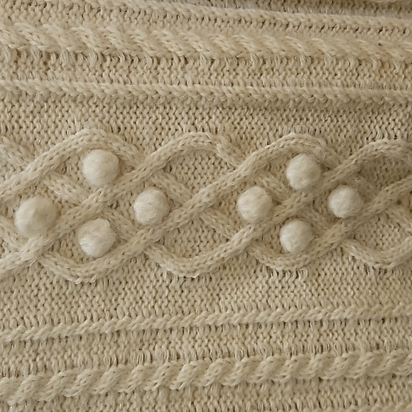 Vintage Heavy Cream Cable Knit Sweater Unisex Medium - Wool & Mohair - Picture 3 of 12